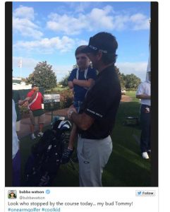 Bubba Watson scherza con Tommy Morissey