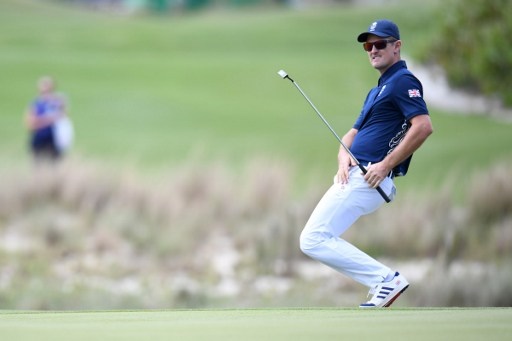 Justin Rose impegnato all'Olimpiade 2016 a Rio (foto AFP / Jim WATSON)