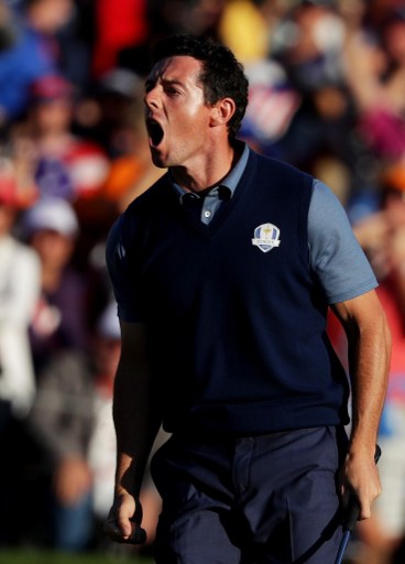 1CHASKA, MN - SEPTEMBER 30: Rory McIlroy of Europe reacts on the 16th green after making a putt to win the match during afternoon fourball matches of the 2016 Ryder Cup at Hazeltine National Golf Club on September 30, 2016 in Chaska, Minnesota. Streeter Lecka/Getty Images/AFP