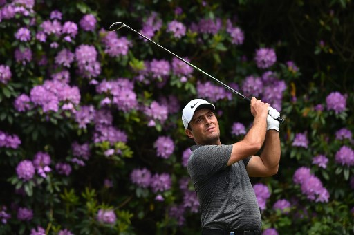 SURREY Francesco Molinari sul tee della 17 nel quarto giorno del BMW PGA Championship al Wentworth Golf Club (foto Afp).