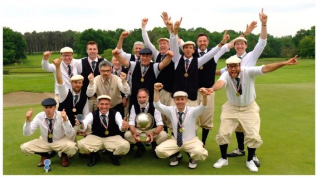 AGRATE CONTURBIA - Foto di gruppo per i vincitori (foto "Studio Patrick" per The Lionel Freedman Hickory Trophy).