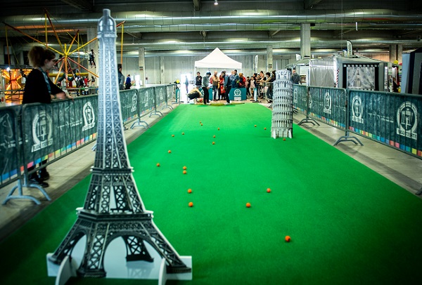 Una delle tappe dello Street Golf al Travel Outdoor Fest.