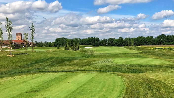 Un veduta della buca 5 del Borgo di Camuzzago, sede dell'Iron golfer 2019