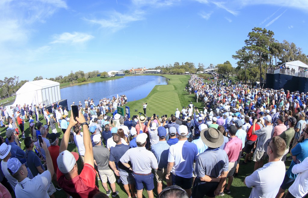 PONTE VEDRA BEACH Spettatori al PLAYERS Championship 2020 (Foto di Cliff Hawkins/Getty Images/AFP) PGA Tour