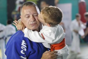 Gianni Maddaloni, proprietario della palestra 'Star Judo Club Star' (foto Ansa / Ciro De Luca) scampia