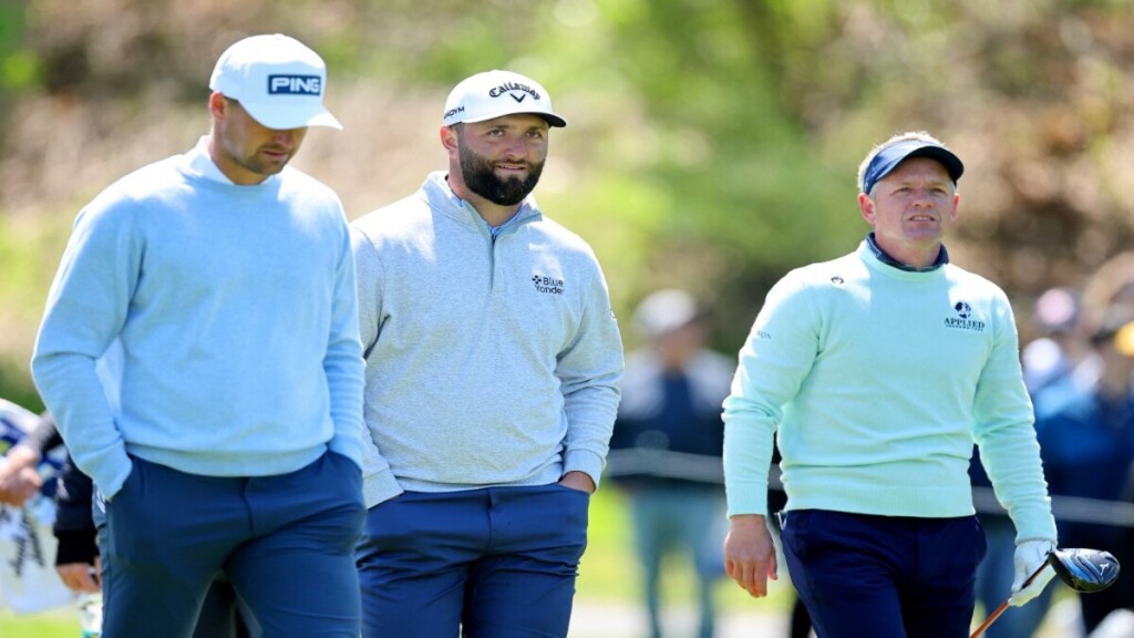 ROCHESTER Victor Perez, Jon Rahm e Luke Donald  (Foto di Michael Reaves / GETTY IMAGES NORTH AMERICA / Getty Images via AFP)