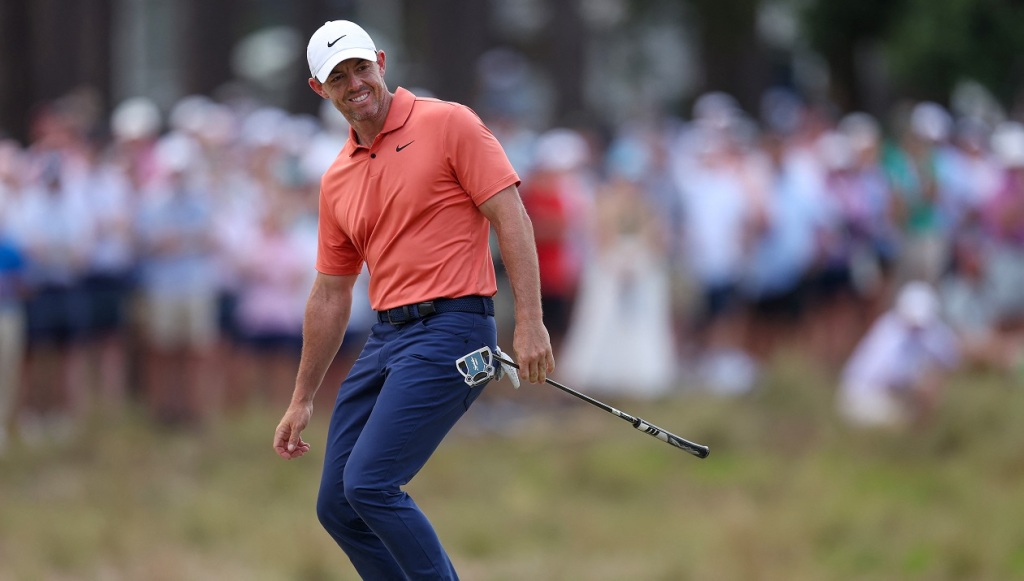 PINEHURST Rory McIlroy sul green della 10 a Pinehurst nel primo giro dello US Open 2024 (Foto di Sean M. Haffey / GETTY IMAGES NORTH AMERICA / Getty Images via AFP)