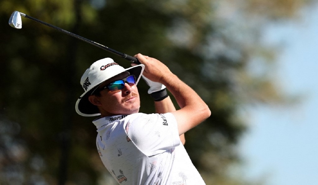 bastoni in una sacca da golf LAS VEGAS Joel Dahmen nel giro finale dello Shriners Children's Open 2023  (Foto di Michael Owens / GETTY IMAGES NORTH AMERICA / Getty Images via AFP)