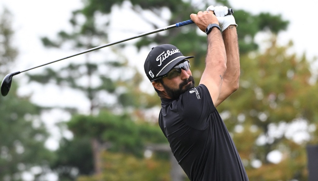 INCHEON Francesco Laporta alla buca 4 nel giro finale del Genesis Championship sul DP World Tour (Foto di Jung Yeon-je / AFP)